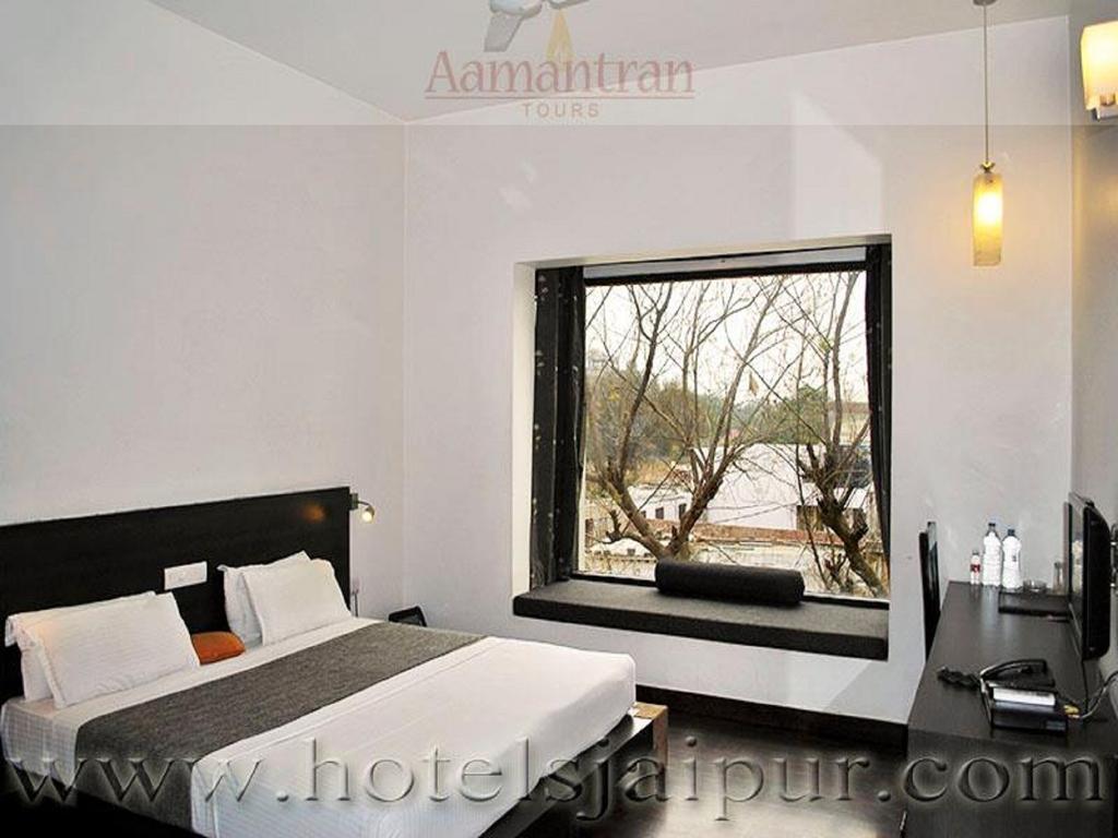 The Saneer Jaipur Hotel Buitenkant foto