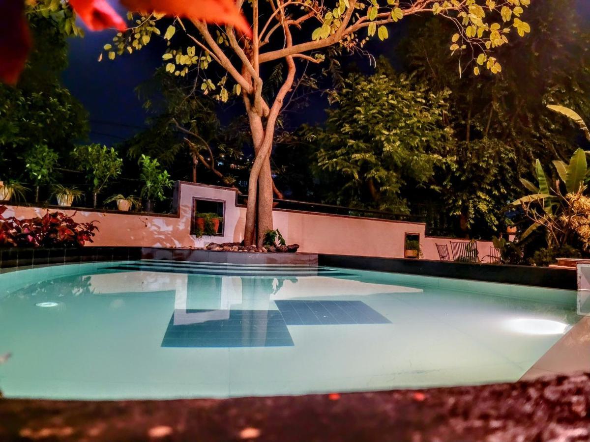 The Saneer Jaipur Hotel Buitenkant foto