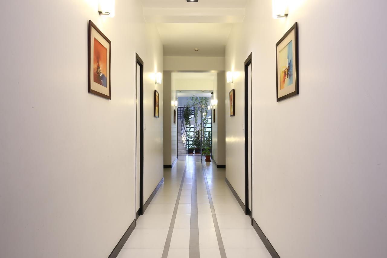 The Saneer Jaipur Hotel Buitenkant foto