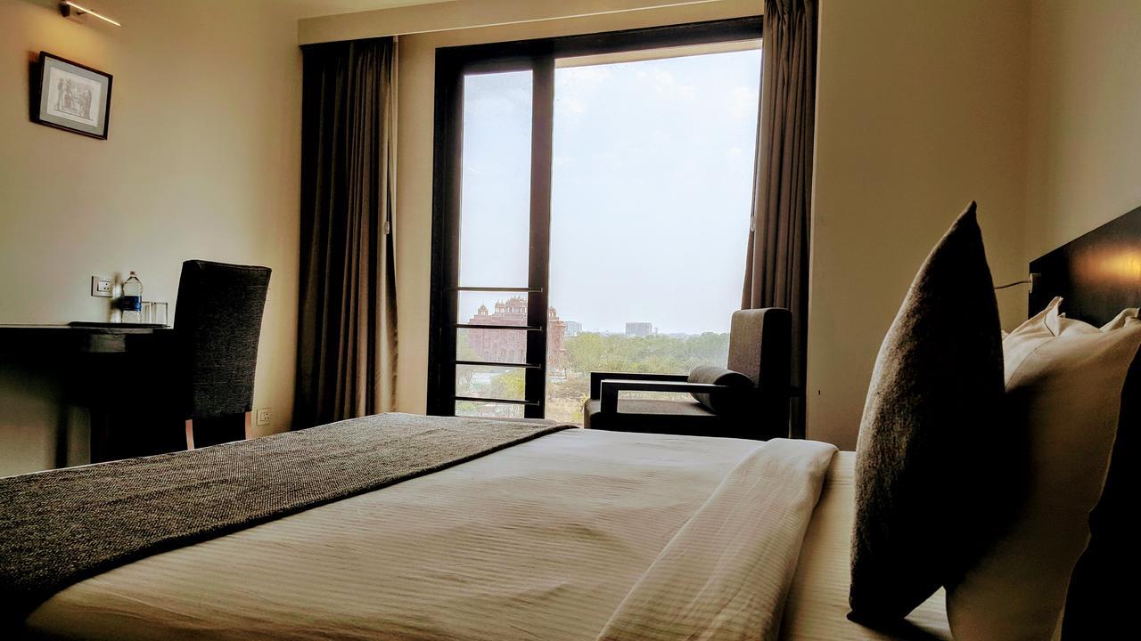 The Saneer Jaipur Hotel Buitenkant foto